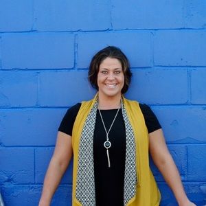 Meet your Posher, Rebecca